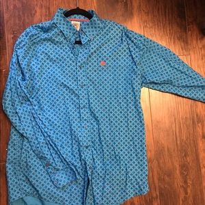 Men’s Button Down Cinch Shirt